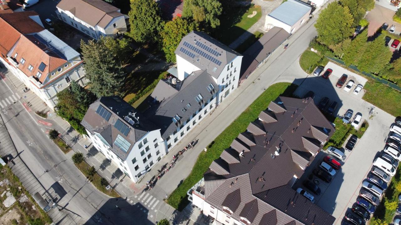 Apartments Radka Třeboň Exteriör bild